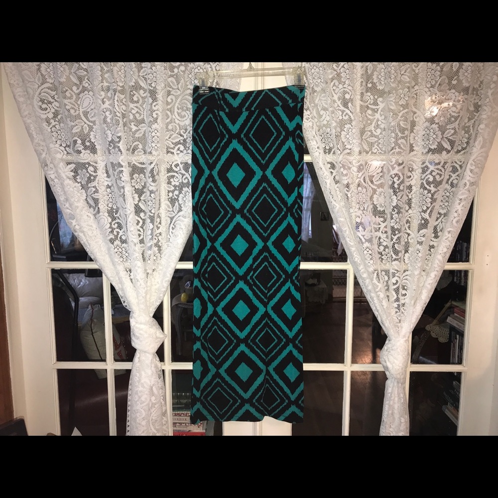 Charolette Russe green&black print maxi skirt (S)